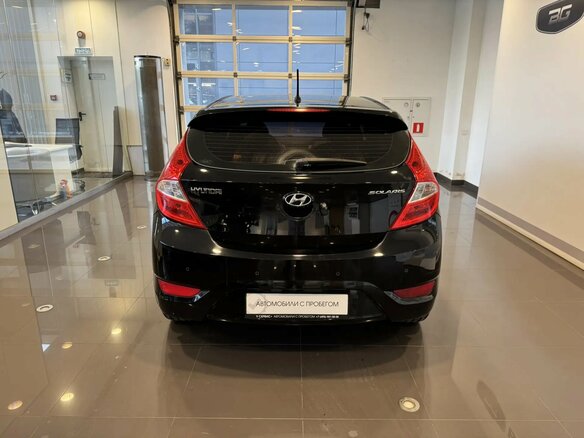 2011 Hyundai Solaris I, чёрный - вид 5