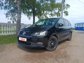 2011 Volkswagen Sharan II, чёрный, 1300000 рублей, вид 1