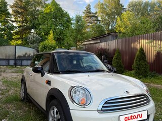 2012 Mini Hatch Cooper II (R56) Рестайлинг, белый, 1000000 рублей, вид 1