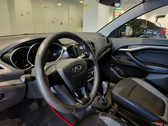 2016 Lada (ВАЗ) Vesta I, красный - вид 15