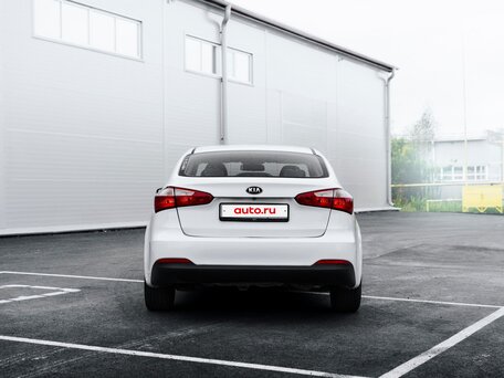 2014 Kia Cerato III, белый, 700000 рублей, вид 5
