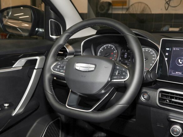 2026 Geely Binyue I Рестайлинг 2, серый, 1818000 рублей - вид 14