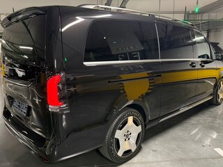 2026 Mercedes-Benz V-Класс Extra Long 300 d экстра длинный III (W447) Рестайлинг 2, чёрный, 14470000 рублей, вид 3