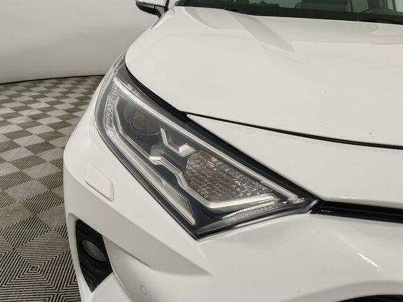 2021 Toyota RAV4 V (XA50), белый, 2875000 рублей - вид 16