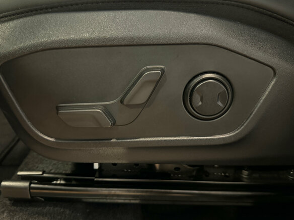 2025 Kia Tasman, серый, 5690000 рублей - вид 13