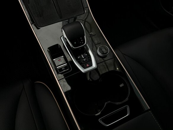 2023 Omoda C5 I, серый, 1750000 рублей - вид 15