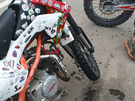 2026 Kayo Evolution YX140EM, красный, 120000 рублей, вид 2