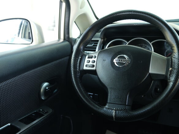 2012 Nissan Tiida I Рестайлинг, коричневый - вид 11