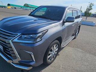 2015 Lexus LX 450d III Рестайлинг 2, серый, 8900000 рублей, вид 1