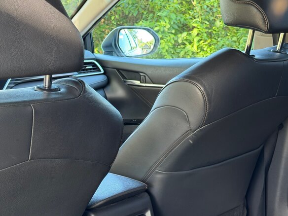 2019 Toyota Camry VIII (XV70), белый, 2000000 рублей - вид 26