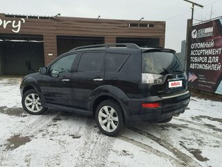 2011 Mitsubishi Outlander II Рестайлинг, чёрный, 1300000 рублей, вид 5