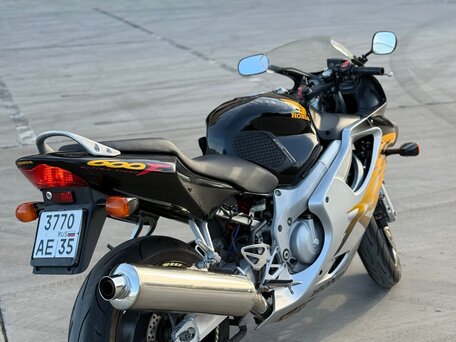 1999 Honda CBR 600F, чёрный, 390000 рублей, вид 4