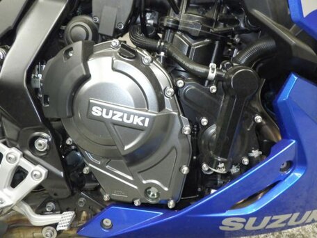 2024 Suzuki GSX-8R, синий, 834000 рублей, вид 5