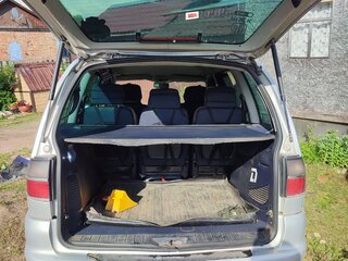 1998 Volkswagen Sharan I, серебристый, 270000 рублей, вид 3