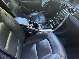 2014 Volvo XC70 II Рестайлинг, чёрный, 2500000 рублей, вид 4