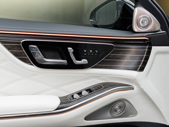2026 Mercedes-Benz Maybach S-Класс 580 II (Z223) Рестайлинг, чёрный, 38570000 рублей - вид 23