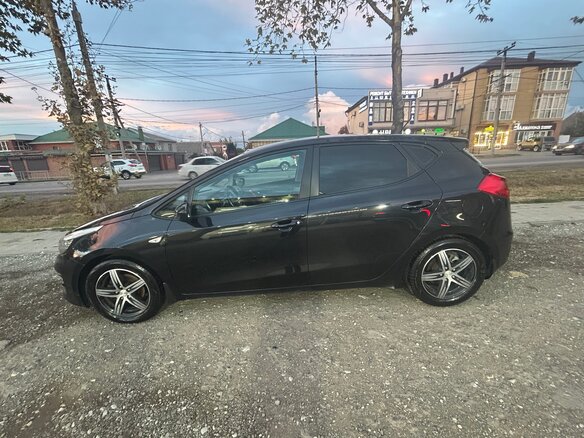 2015 Kia Ceed II Рестайлинг, чёрный - вид 4
