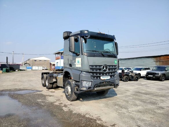 2021 Mercedes-Benz Arocs, серый, 11343000 рублей - вид 1