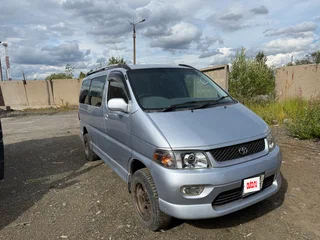 1999 Toyota Regius I, серебристый, 650000 рублей, вид 2