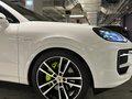 2023 Porsche Cayenne E-Hybrid Coupé III Рестайлинг, белый, 15900000 рублей - вид 9