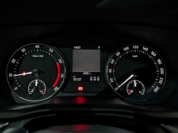 2021 Skoda Octavia IV (A8), белый, 2060000 рублей - вид 15