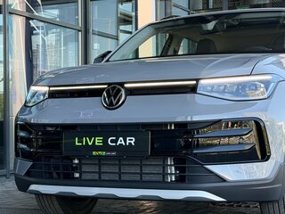 2026 Volkswagen Tharu XR, серый, 2450000 рублей, вид 4