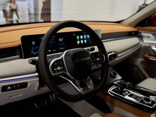 2023 Jetour X70+ I, красный, 2400000 рублей, вид 5