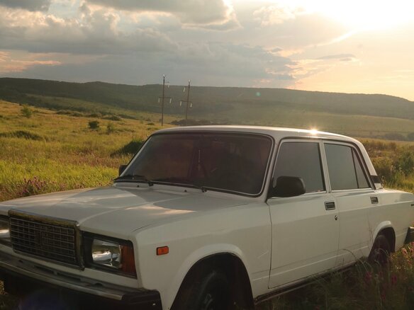 2005 Lada (ВАЗ) 2107, белый, 165000 рублей - вид 2