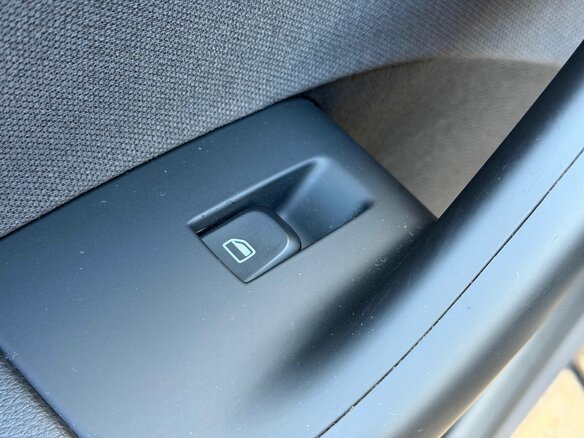2013 Audi Q3 I (8U), чёрный - вид 18