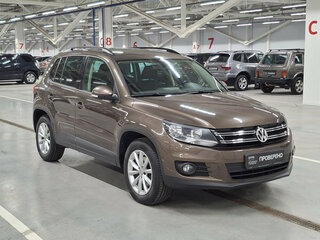 2015 Volkswagen Tiguan I Рестайлинг, коричневый, 1550000 рублей, вид 3
