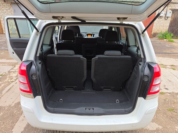 2013 Opel Zafira B Рестайлинг, белый, 850000 рублей - вид 13