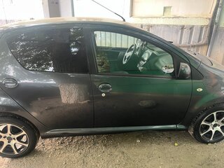 2009 Toyota Aygo I Рестайлинг, серый, 500000 рублей, вид 3