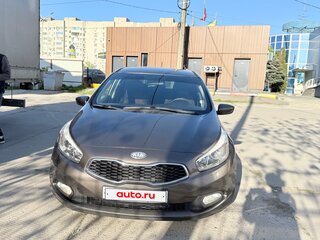 2012 Kia Ceed II, коричневый, 1200000 рублей, вид 2