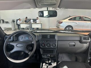 2026 Lada (ВАЗ) Niva Legend I Рестайлинг, чёрный, 1194000 рублей, вид 5