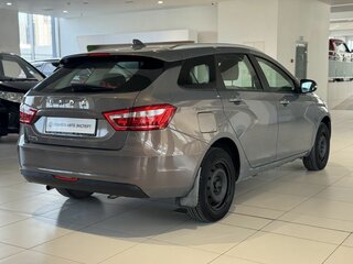 2018 Lada (ВАЗ) Vesta SW I, серебристый, 955000 рублей, вид 4