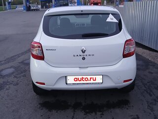2017 Renault Sandero II, белый, 710000 рублей, вид 4