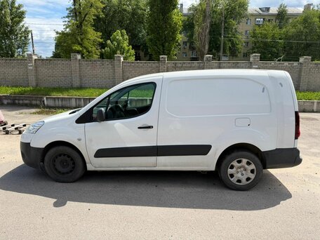 2013 Peugeot Partner, белый, 500000 рублей, вид 2