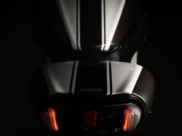 2014 Ducati Diavel Carbon, чёрный, 1350000 рублей - вид 7