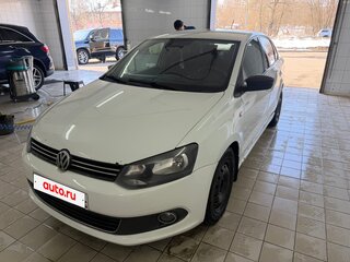 2014 Volkswagen Polo V, белый, 547000 рублей, вид 3