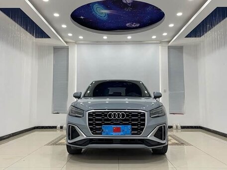 2022 Audi Q2 L 35 TFSI I Рестайлинг, серый, 2390000 рублей, вид 2