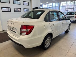 2026 Lada (ВАЗ) Granta I Рестайлинг, белый, 1098000 рублей, вид 5