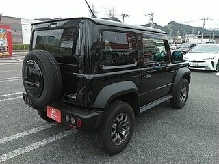2023 Suzuki Jimny Sierra IV, чёрный, 1865000 рублей, вид 5