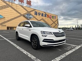 2022 Skoda Karoq DSG7 I, белый, 1555777 рублей, вид 3