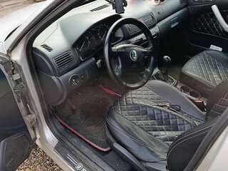 2001 Skoda Octavia I (A4) Рестайлинг, серебристый, 320000 рублей, вид 5