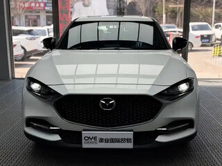 2022 Mazda CX-4 I Рестайлинг, белый, 1542000 рублей, вид 3