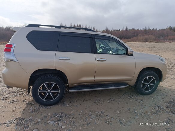 2010 Toyota Land Cruiser Prado 150 Series, золотистый, 2740000 рублей - вид 5