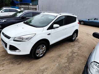 2013 Ford Kuga II, белый, 1050000 рублей, вид 1
