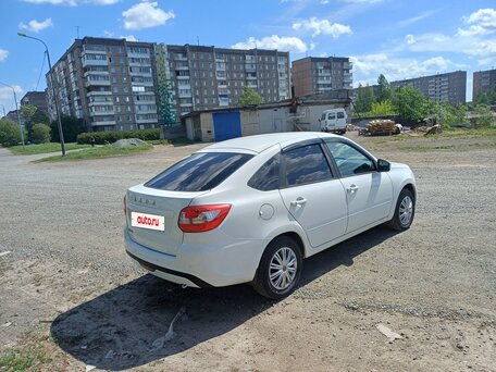 2022 Lada (ВАЗ) Granta I Рестайлинг, белый, 690000 рублей, вид 4