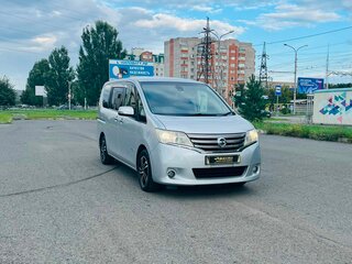 2014 Nissan Serena IV (C26), серый, 1379000 рублей, вид 4