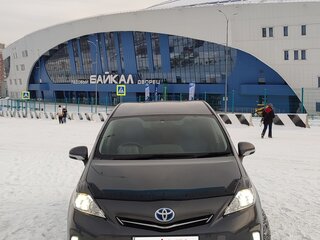 2011 Toyota Prius Alpha I (ZVW40/41), серый, 1330000 рублей, вид 3